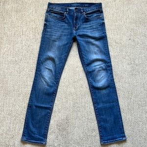 Banana Republic Slim fit Traveler medium blue jeans 31x32